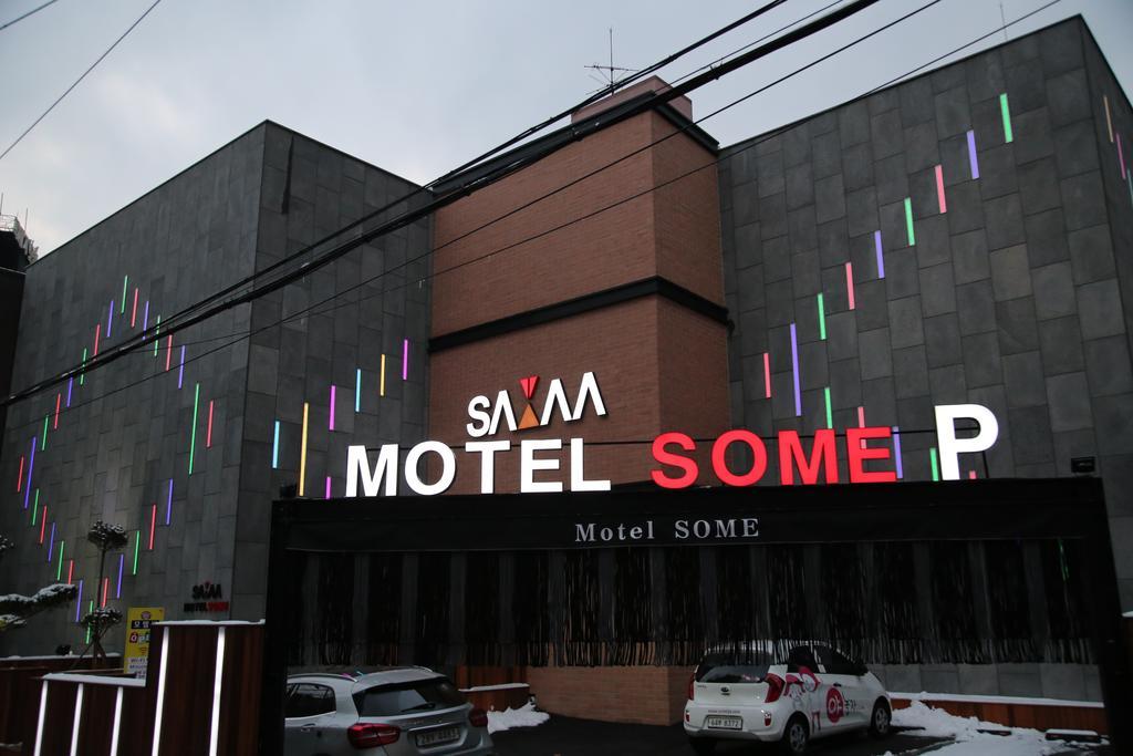 Motel Some Suwon Eksteriør billede