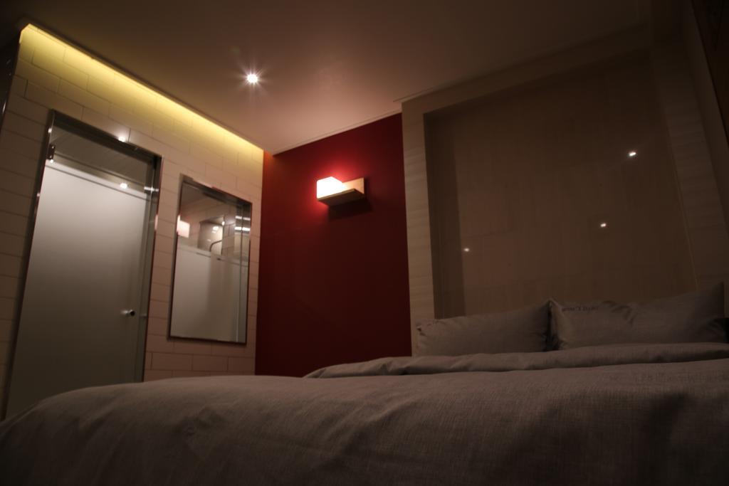 Motel Some Suwon Værelse billede